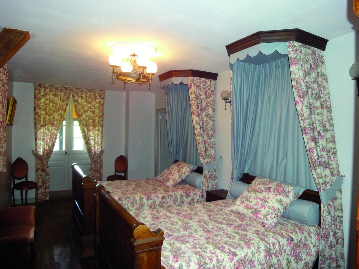 Chateau De Saint-Maixant Bagian luar foto